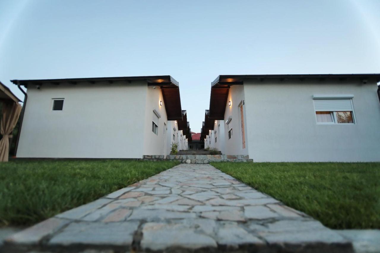 Villa La Casute Tasaul à Năvodari Extérieur photo